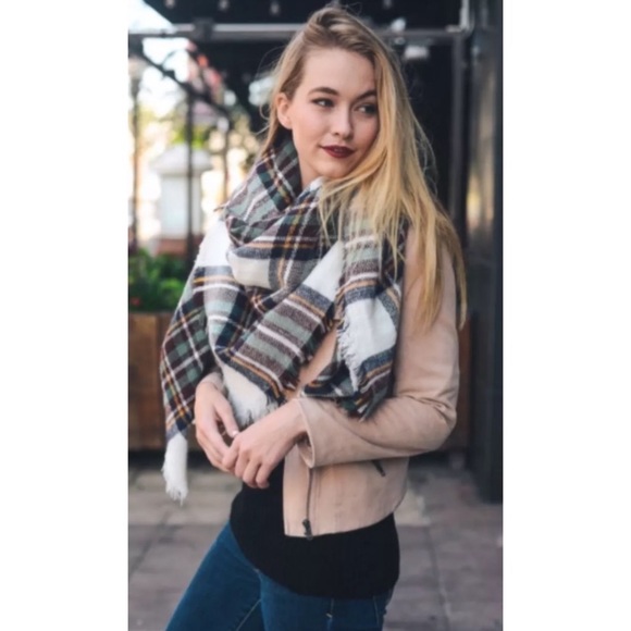 SOLD OUT White Mint Brown Classic Frayed Hem Blanket Scarf - Picture 4 of 4